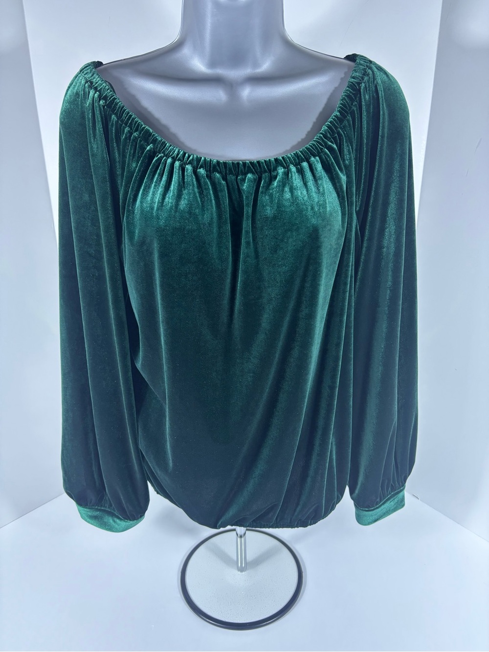 CeCe Emerald Green Velvet Peasant Blouse | Size M